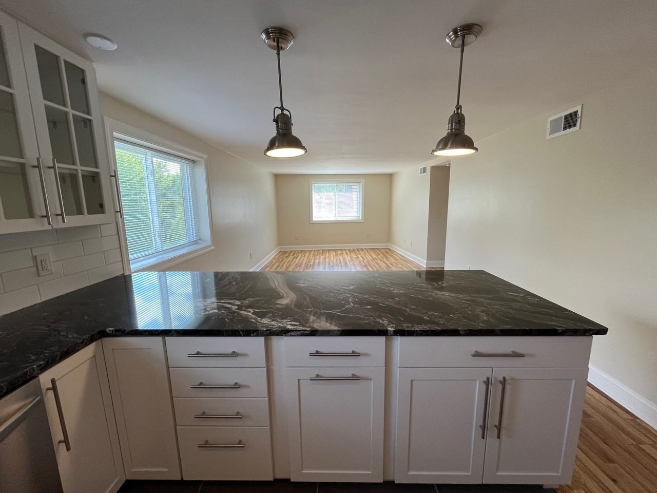 Stanton 5606 - Photo 6 of 50