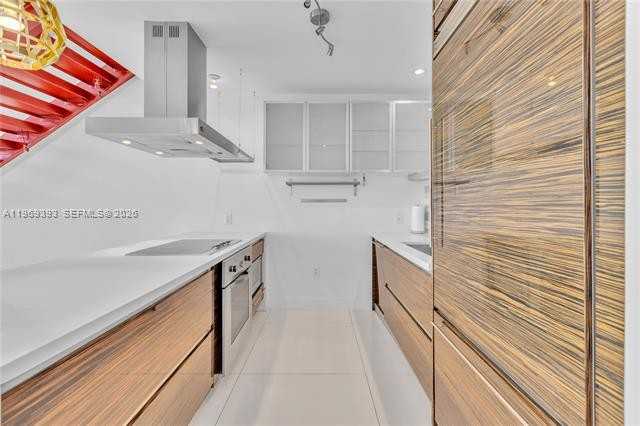 1100 Biscayne Blvd #2706 - Photo 7 of 26