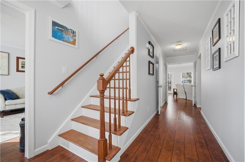 2536 Farmworth Trl - Photo 4 of 37