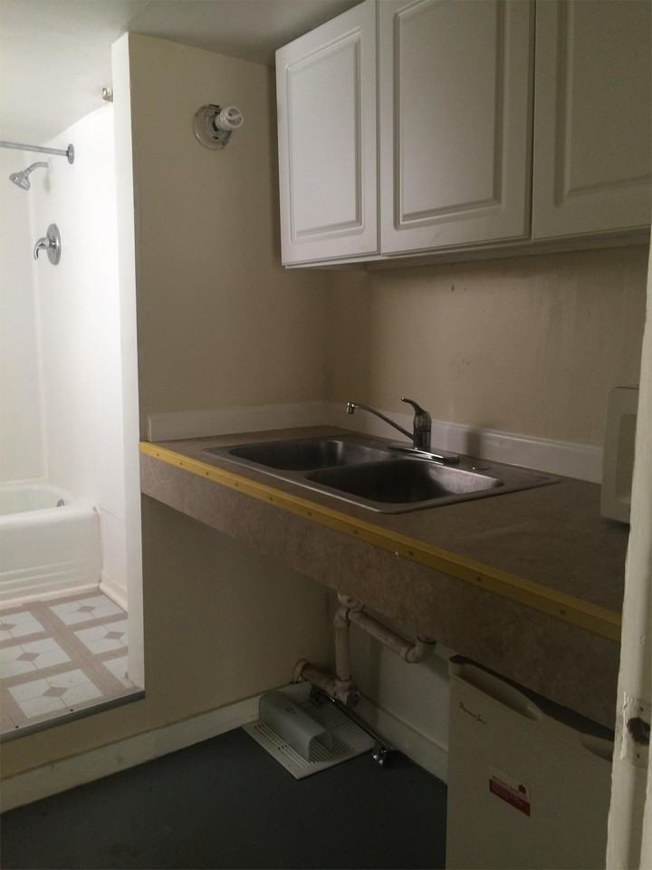 Belaire - Photo 7 of 11