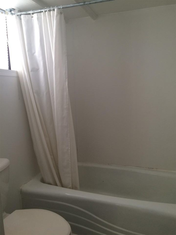 Belaire - Photo 3 of 4