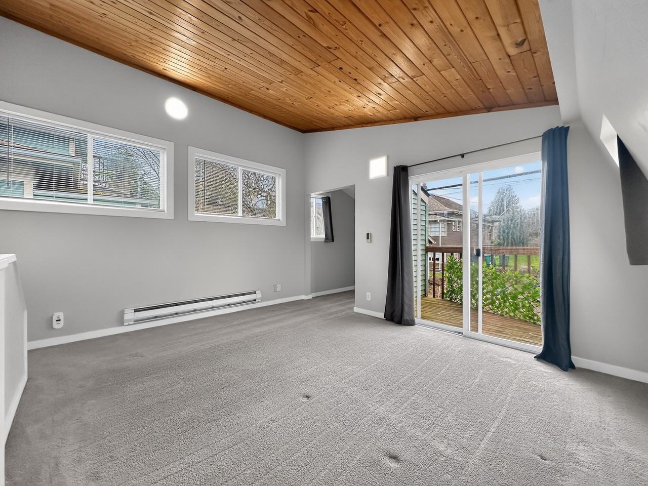 5521 Brooklyn Avenue Northeast - Photo 2 of 11