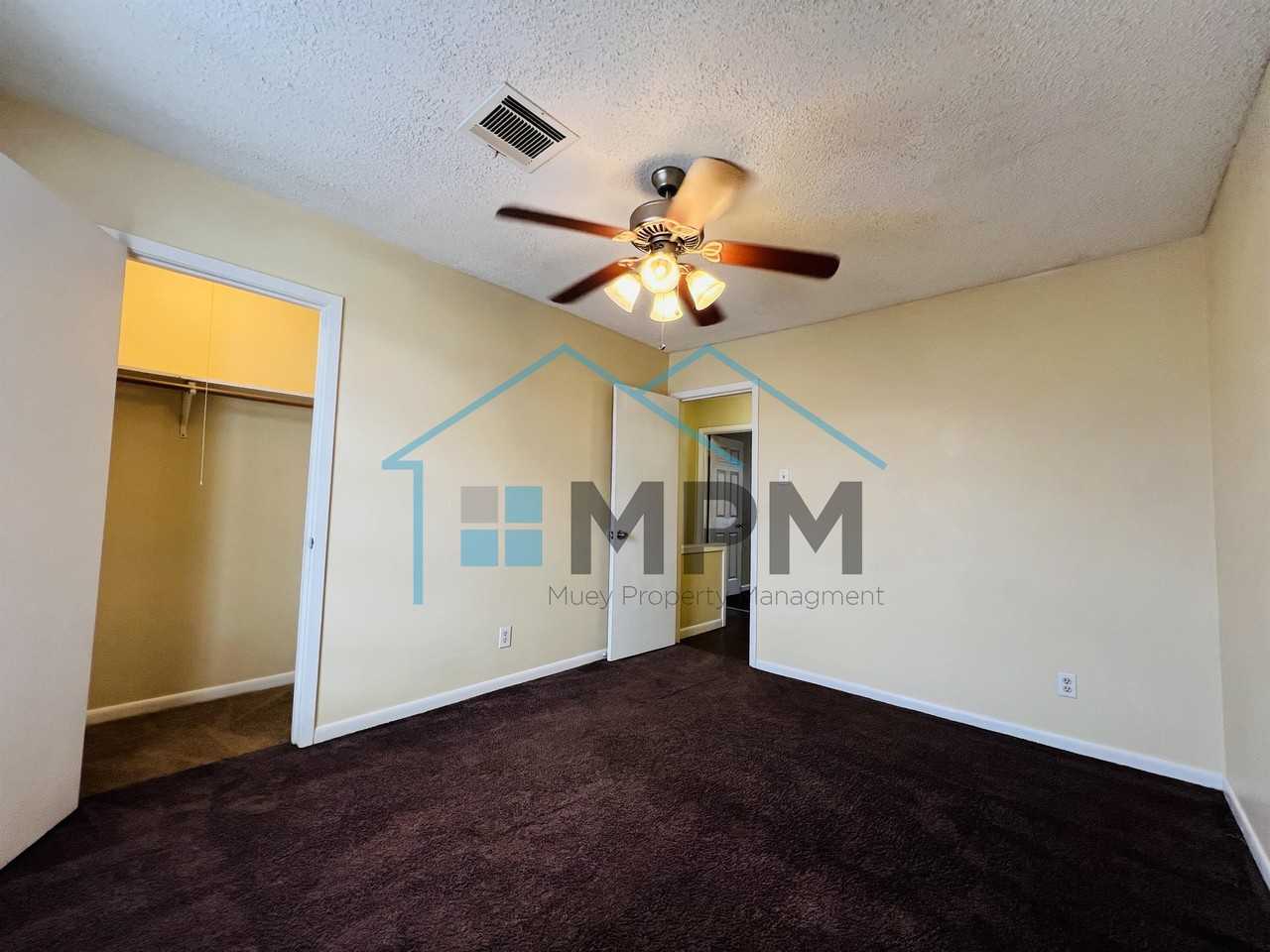 117 Jennifer Lane - Photo 6 of 11