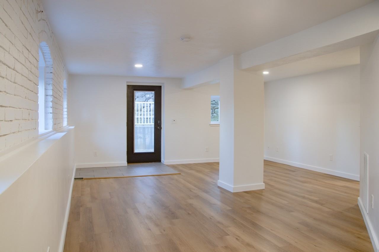 8 School Street - Photo 2 of 17