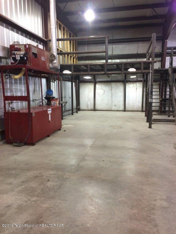 18 Patrick Road - Large Shop - Photo 4 of 19