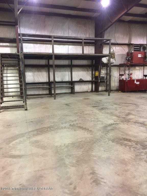 18 Patrick Road - Large Shop - Photo 5 of 19