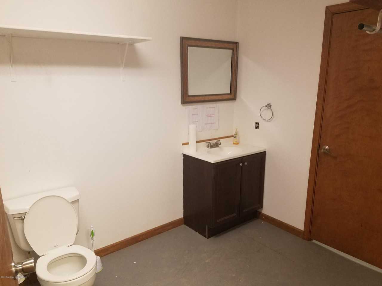18 Patrick Road - Large Shop - Photo 7 of 19