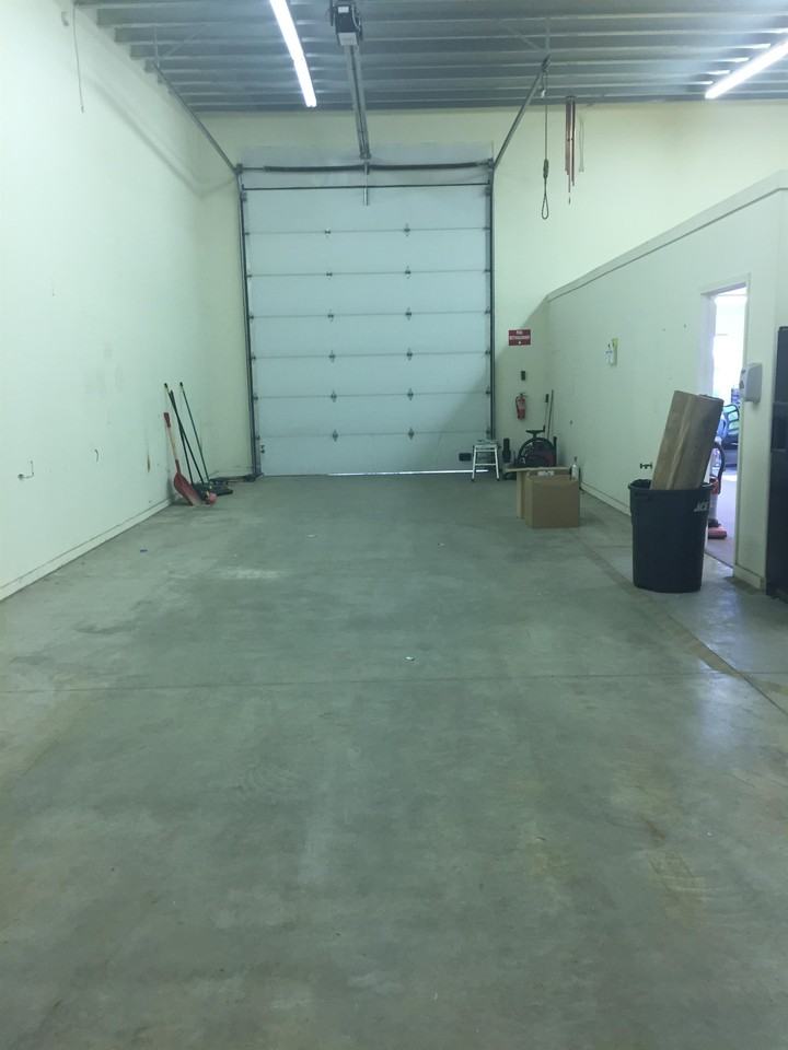 215 Country Club Ln 2 - Photo 6 of 11