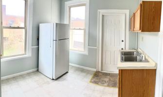 featured image of 450 Main St