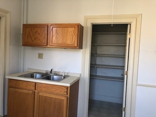 450 Main Street - Photo 3 of 10