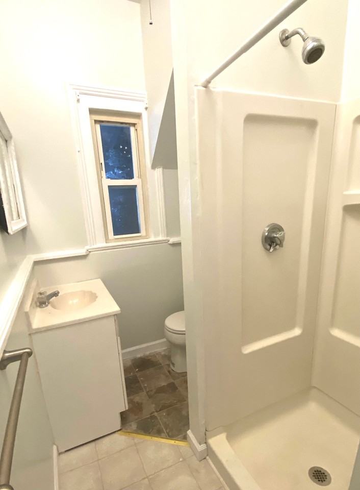 450 Main Street - Photo 6 of 10