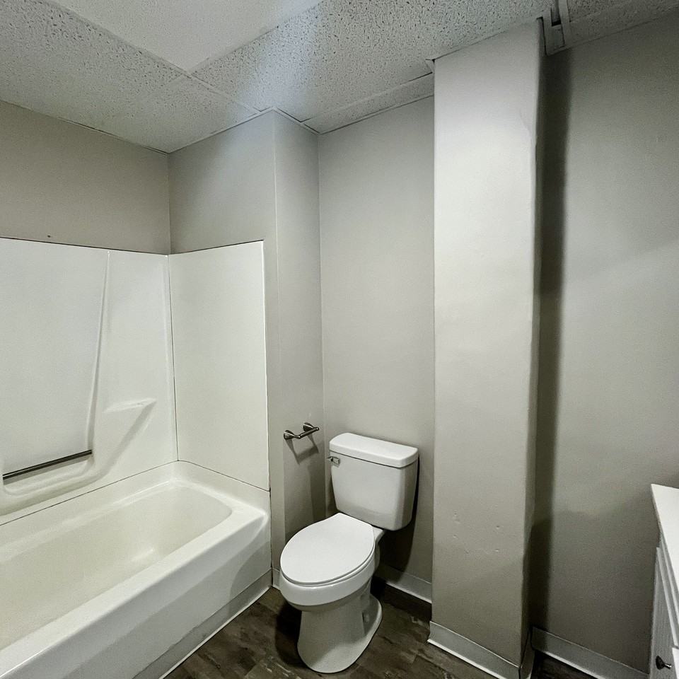 102 Delaware Avenue - Photo 4 of 5