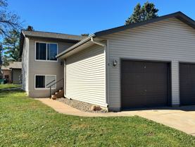 Beautiful 2Br Townhouse - Photo 1 of 1