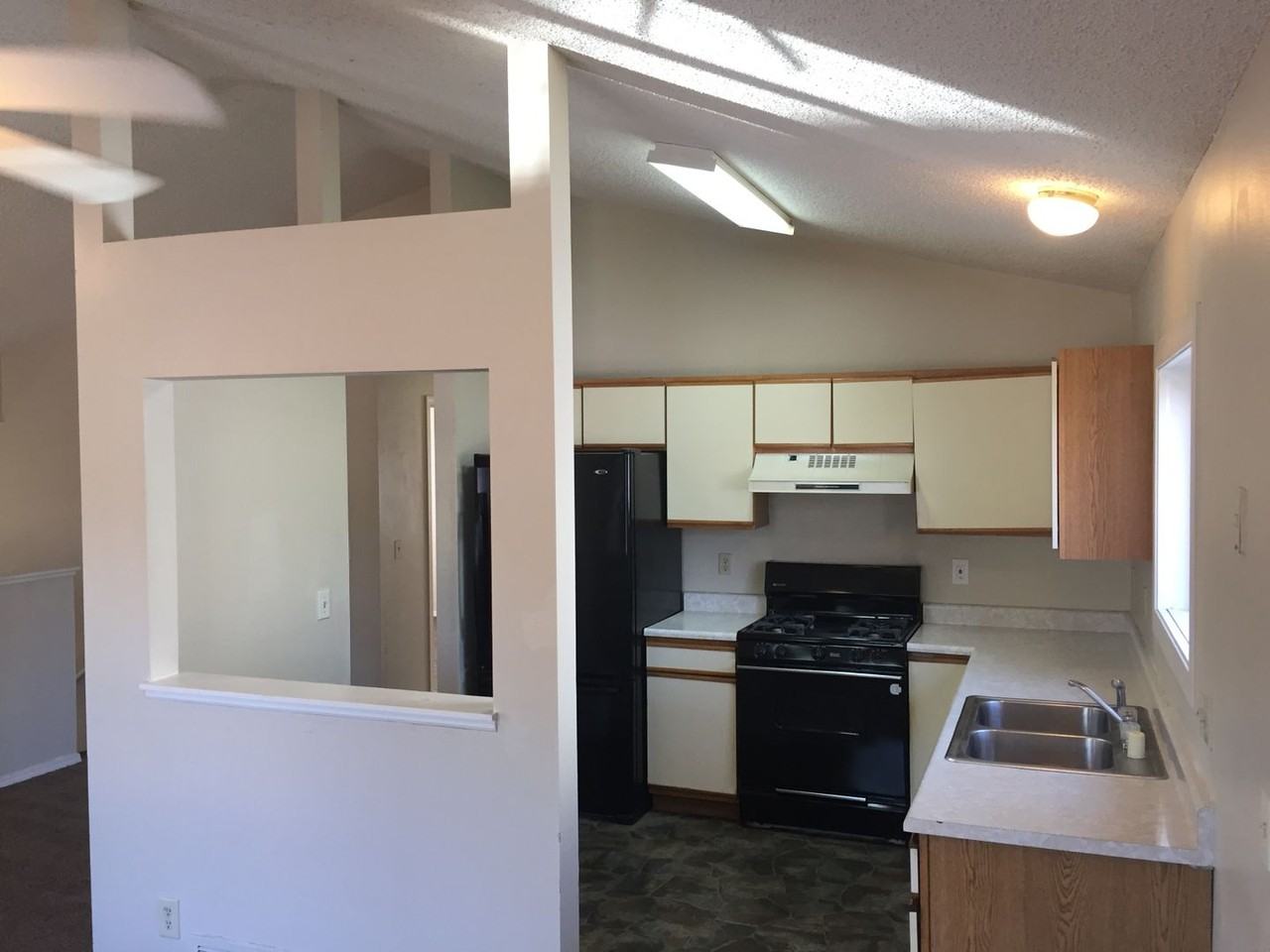 5125 Victory Rd - Photo 6 of 22