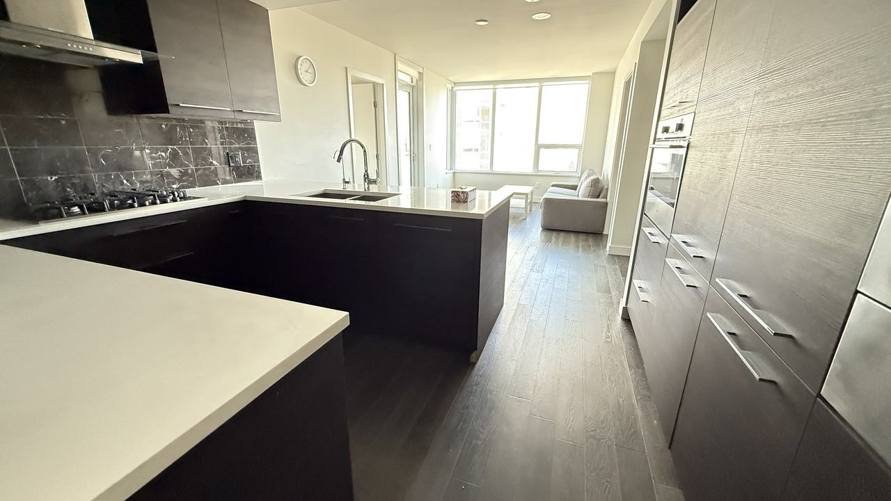 7468 Lansdowne Road #1208 - Photo 4 of 19