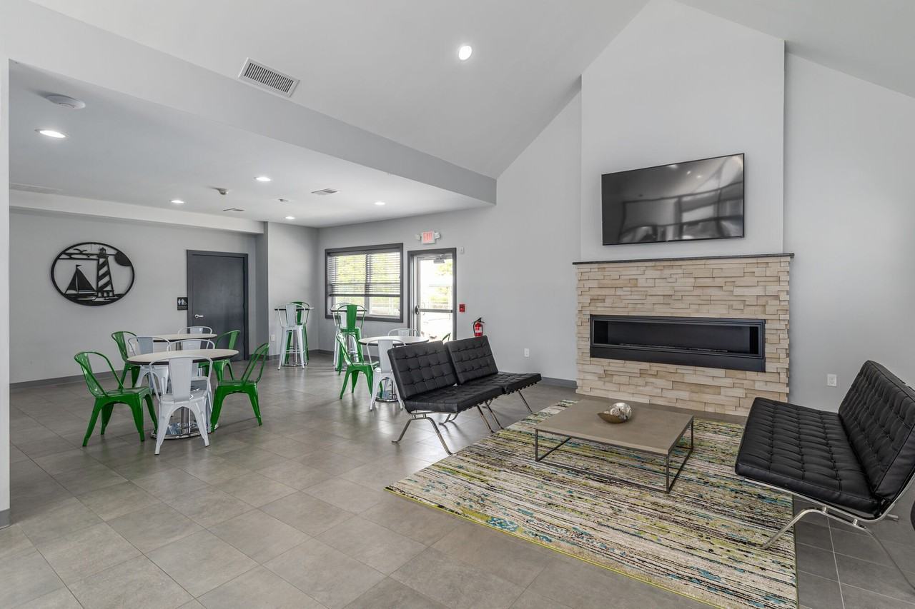 Brookbend Apartments - Photo 7 of 22