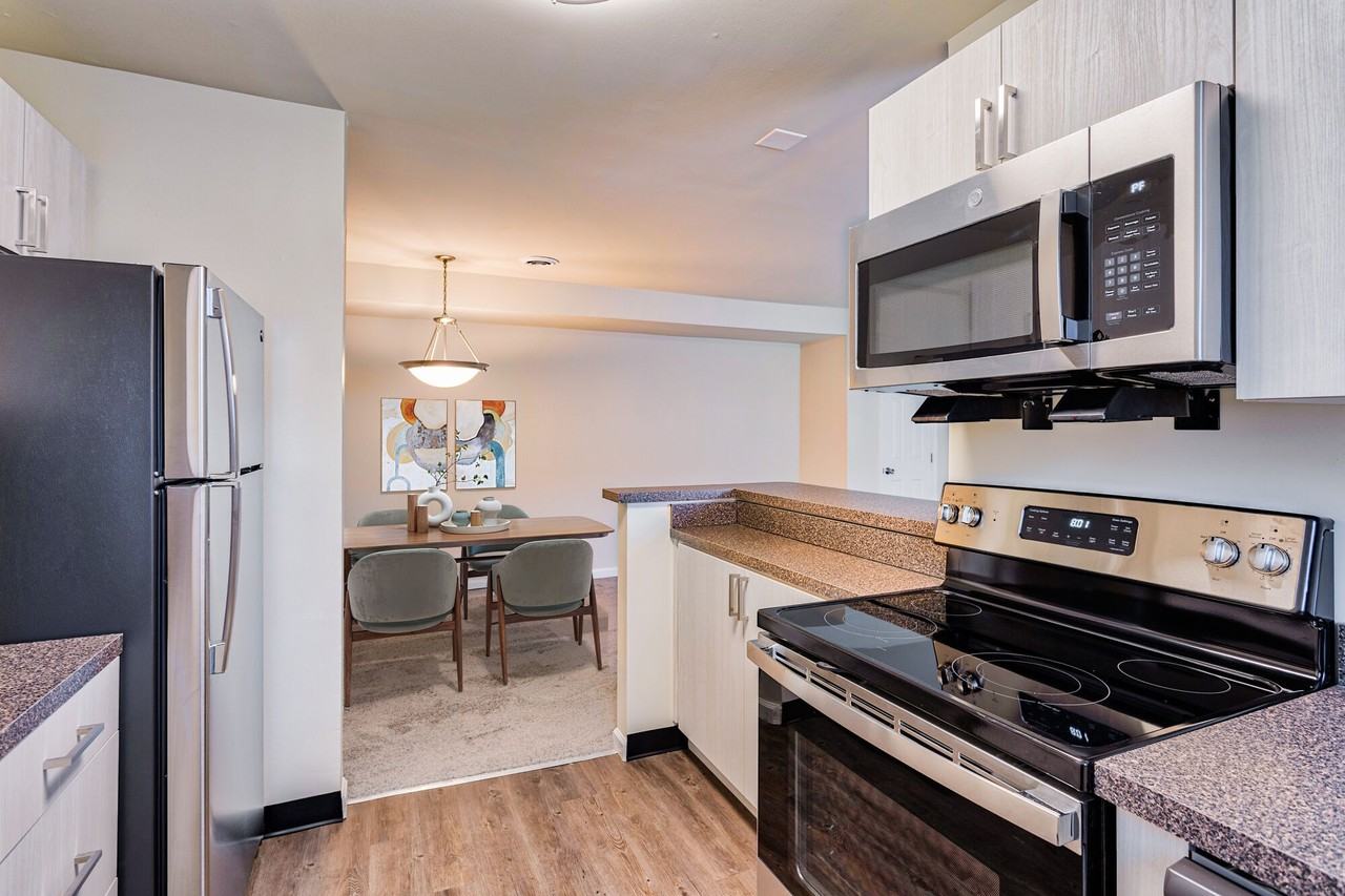 Brookbend Apartments - Photo 5 of 43