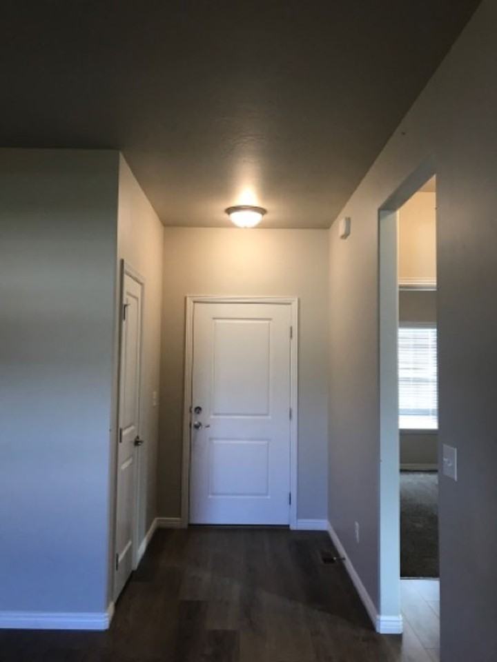 1235 Langford Way - Photo 4 of 12