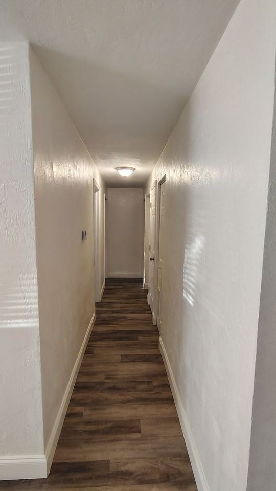 1717 Montgomery Ave - Photo 7 of 23