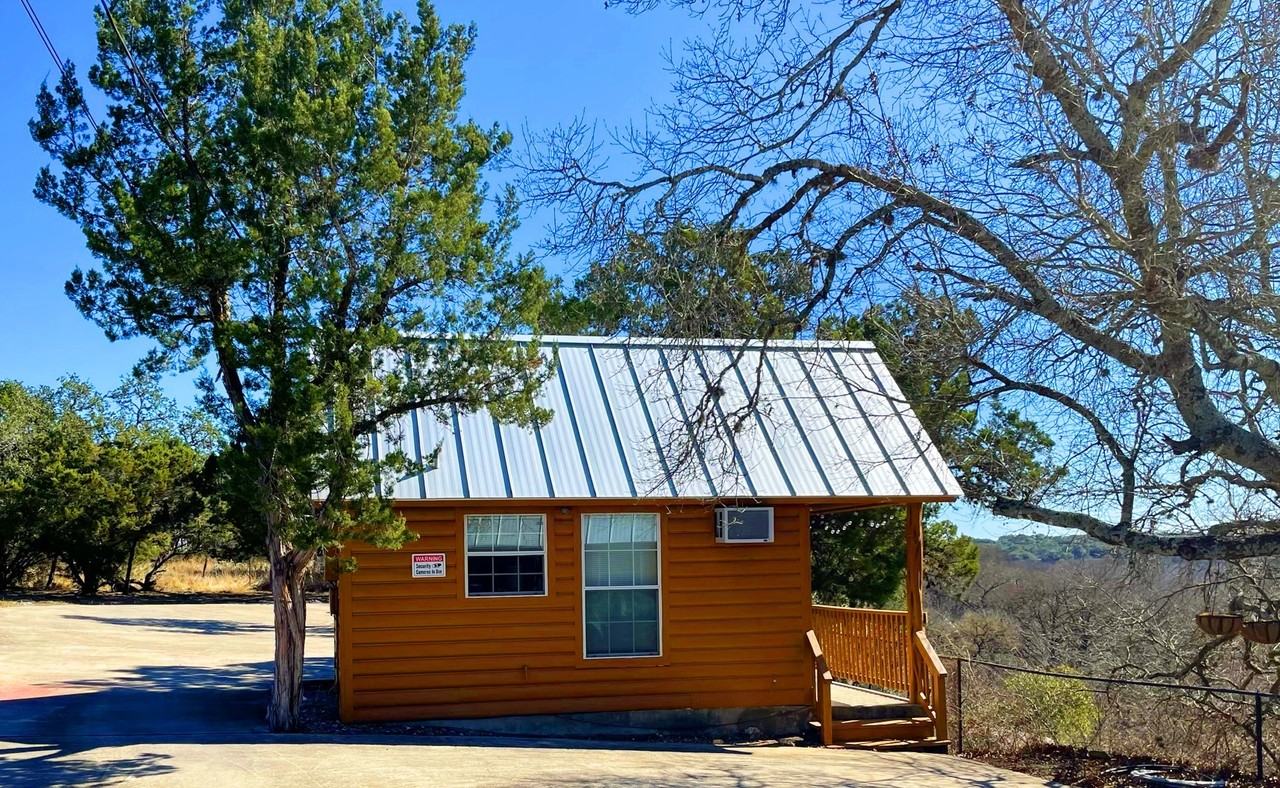 1014 Cypress Cove Rd - Photo 2 of 40