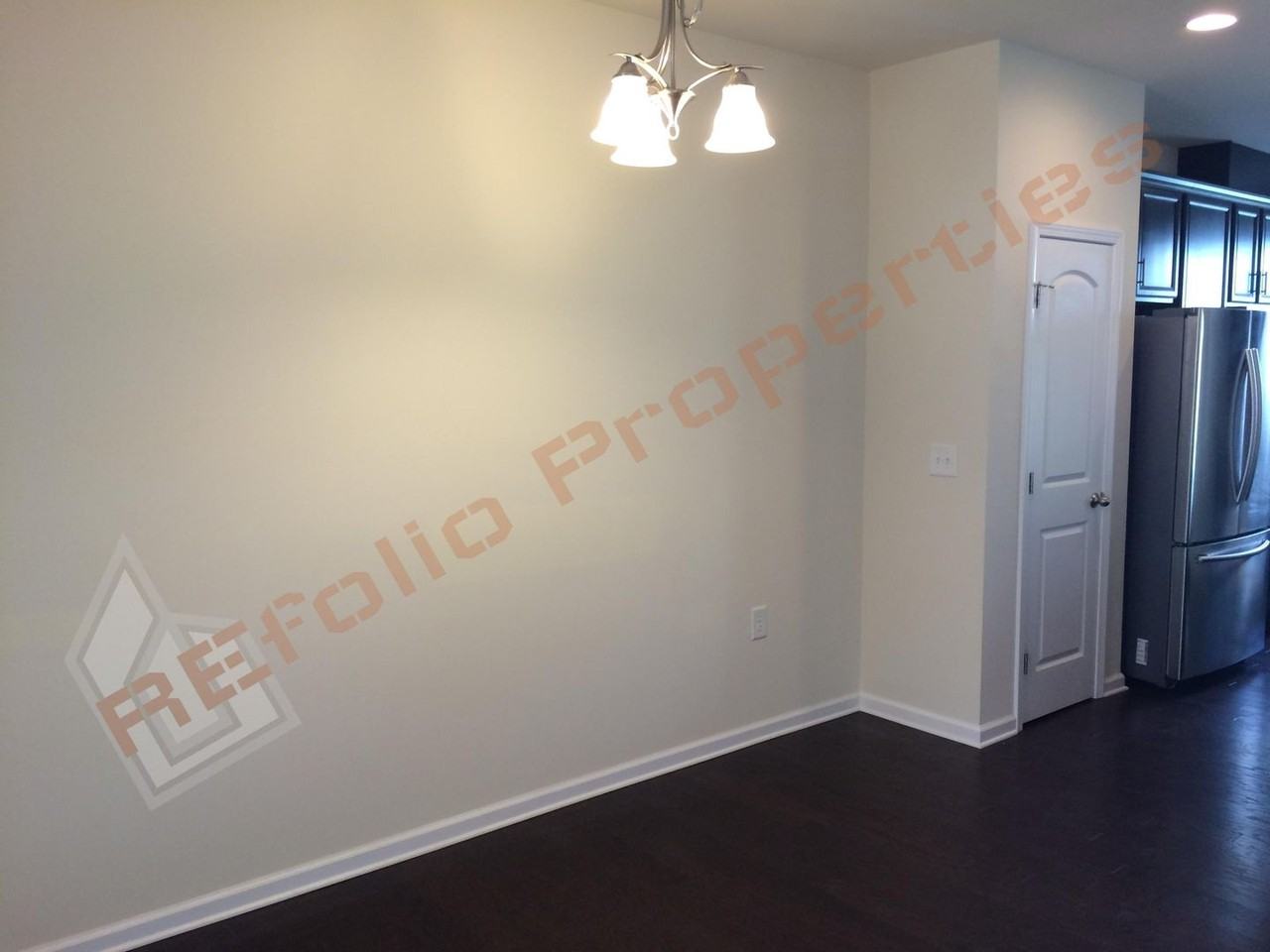 1028 Contessa Dr - Photo 3 of 17