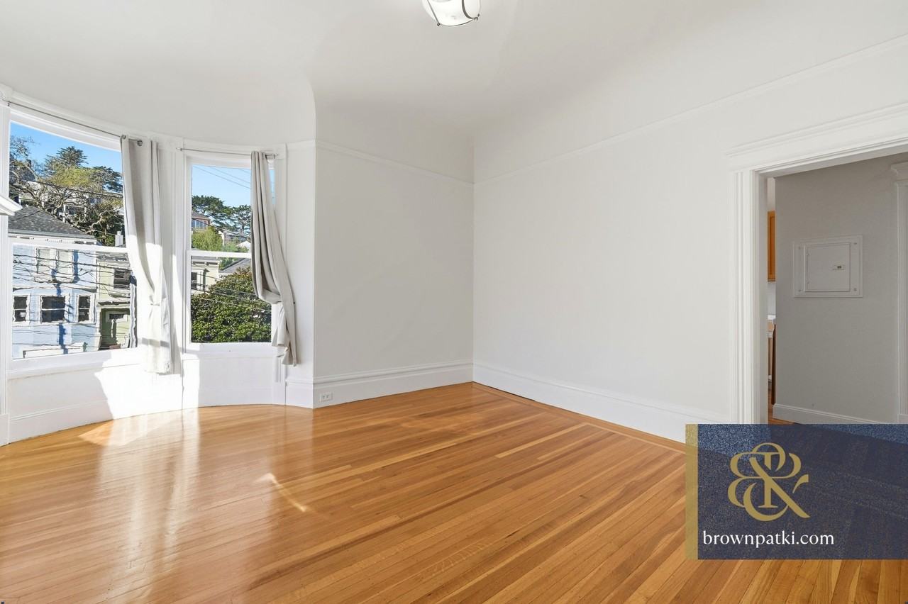 741 Castro St #A - Photo 5 of 17