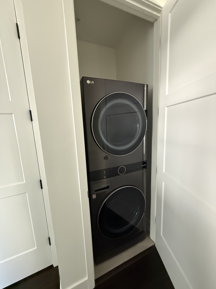 1604 Winding Creek Way - Photo 4 of 5