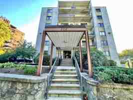 featured image of 308 Quarry St #303