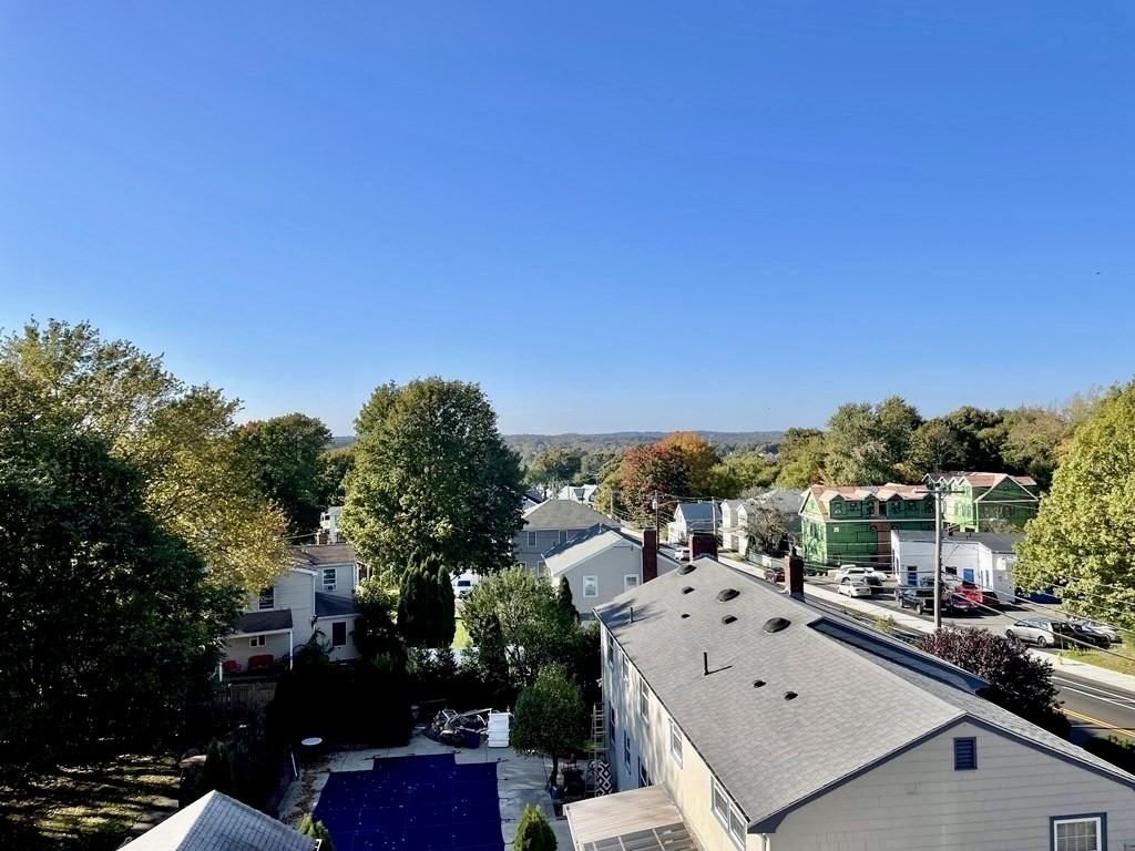 308 Quarry St #303 - Photo 3 of 27