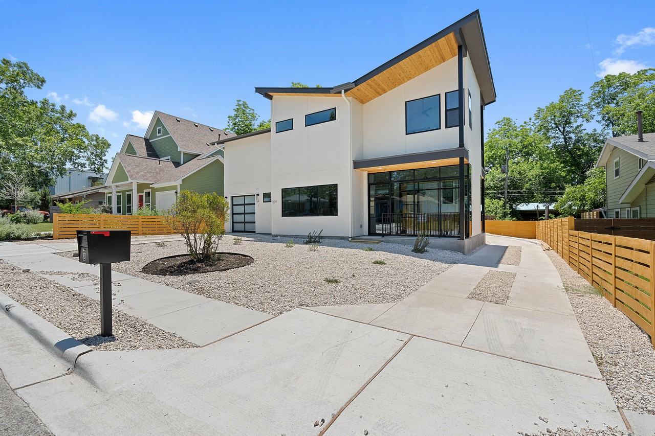 909 Payne Ave #A - Photo 4 of 35