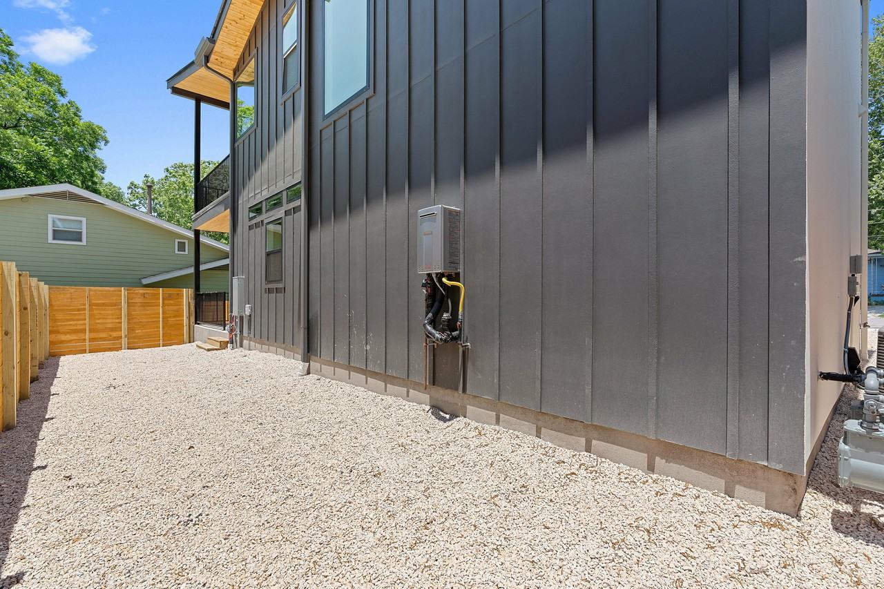 909 Payne Ave #A - Photo 5 of 35