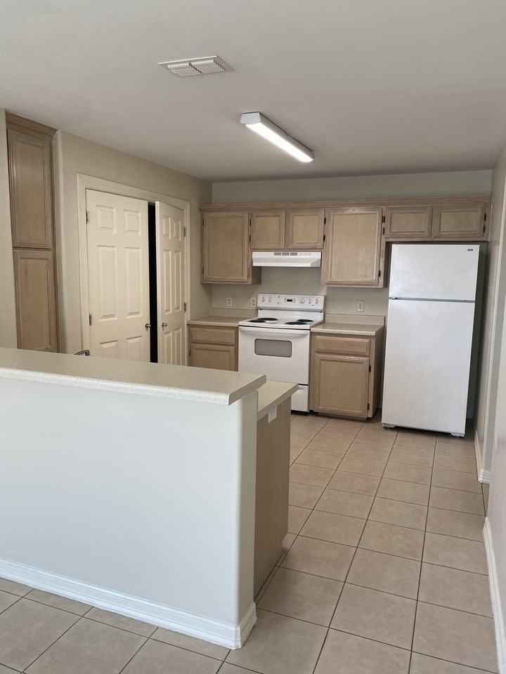 St. Antimo Apartments - Photo 5 of 50