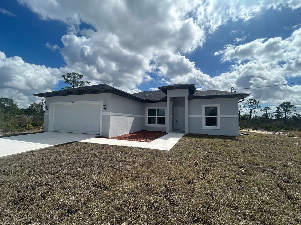 1083 Breckinridge Ave - Photo 6 of 42