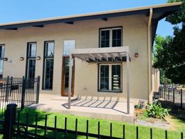 featured image of 3905 Shoshone St