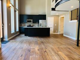 featured image of 3905 Shoshone St