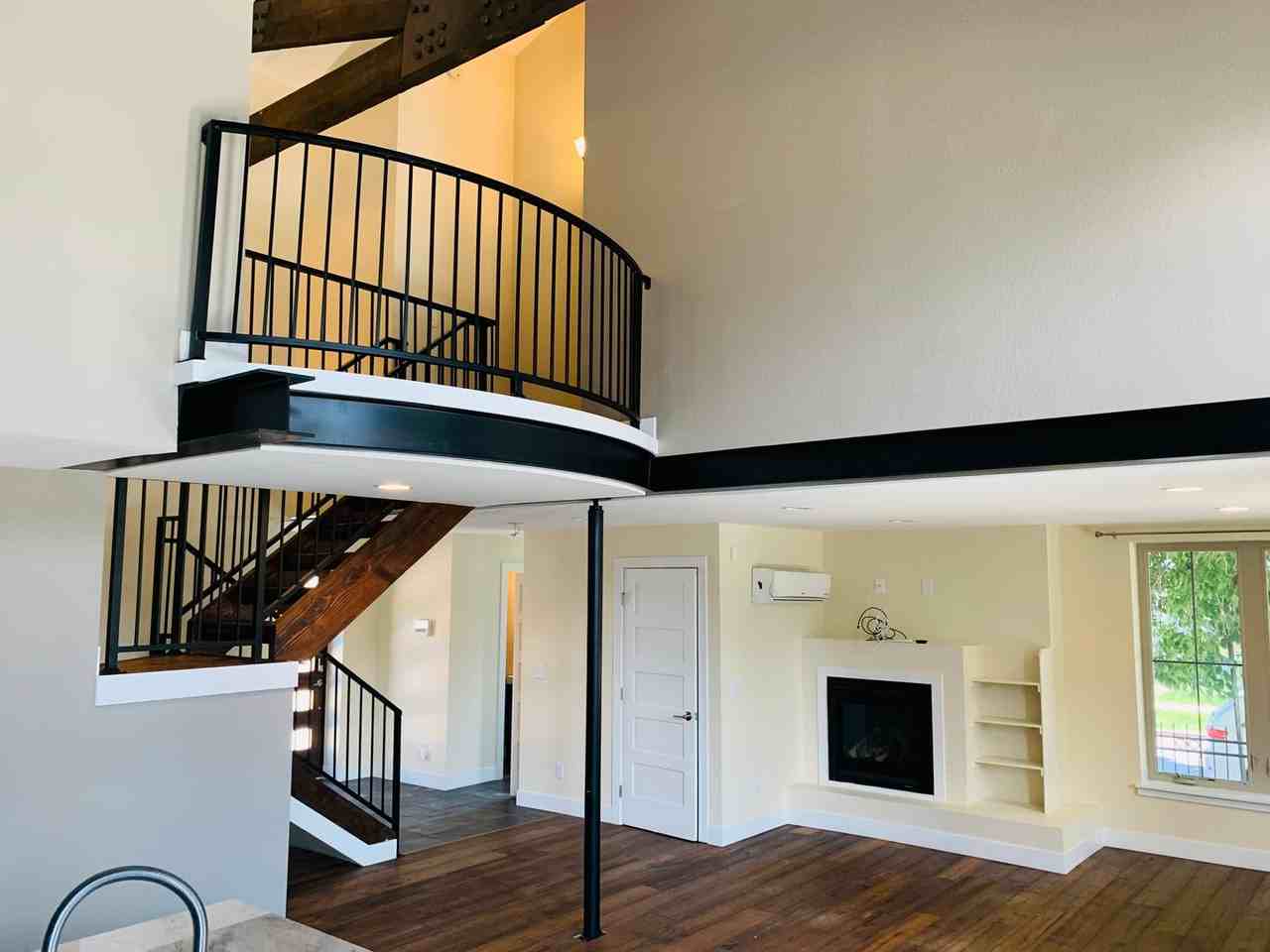 3905 Shoshone St - Photo 6 of 19