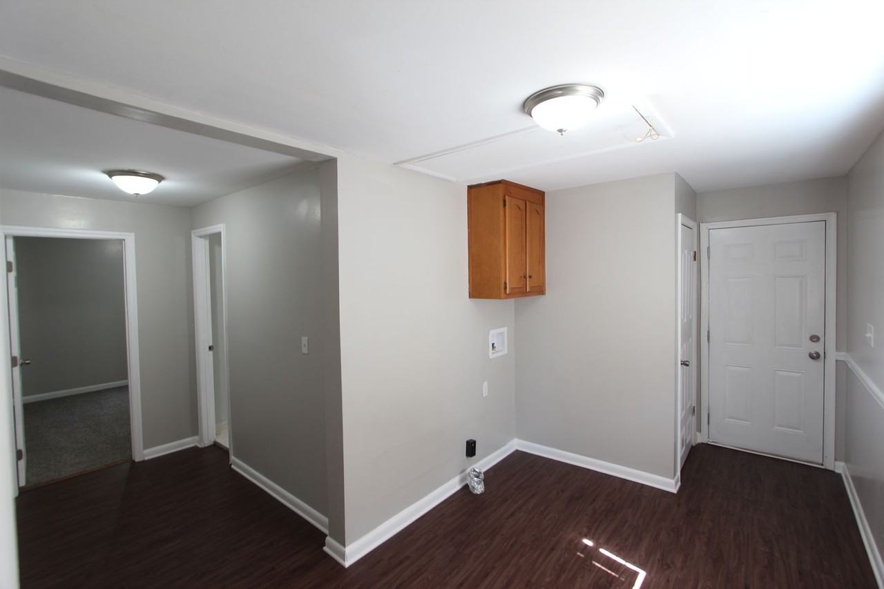 4705 40th Pl N - Photo 6 of 14