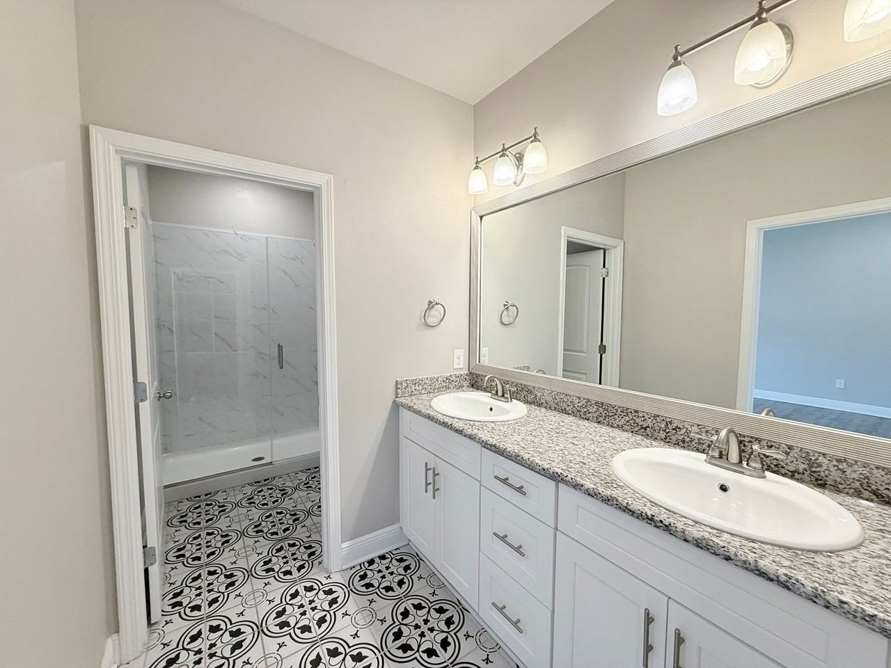 9640 Nature Creek Blvd - Photo 7 of 15