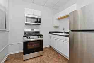 6600-04 S. Maplewood Avenue - Photo 1 of 1