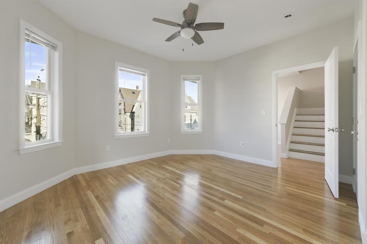 4 Benson Street - Photo 3 of 36