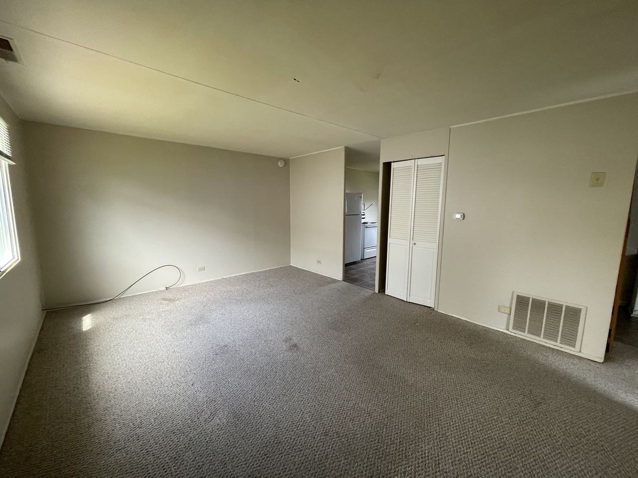 1510 Center St - Photo 2 of 15