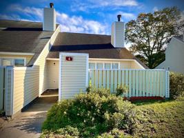 featured image of 4 Pillory Cir