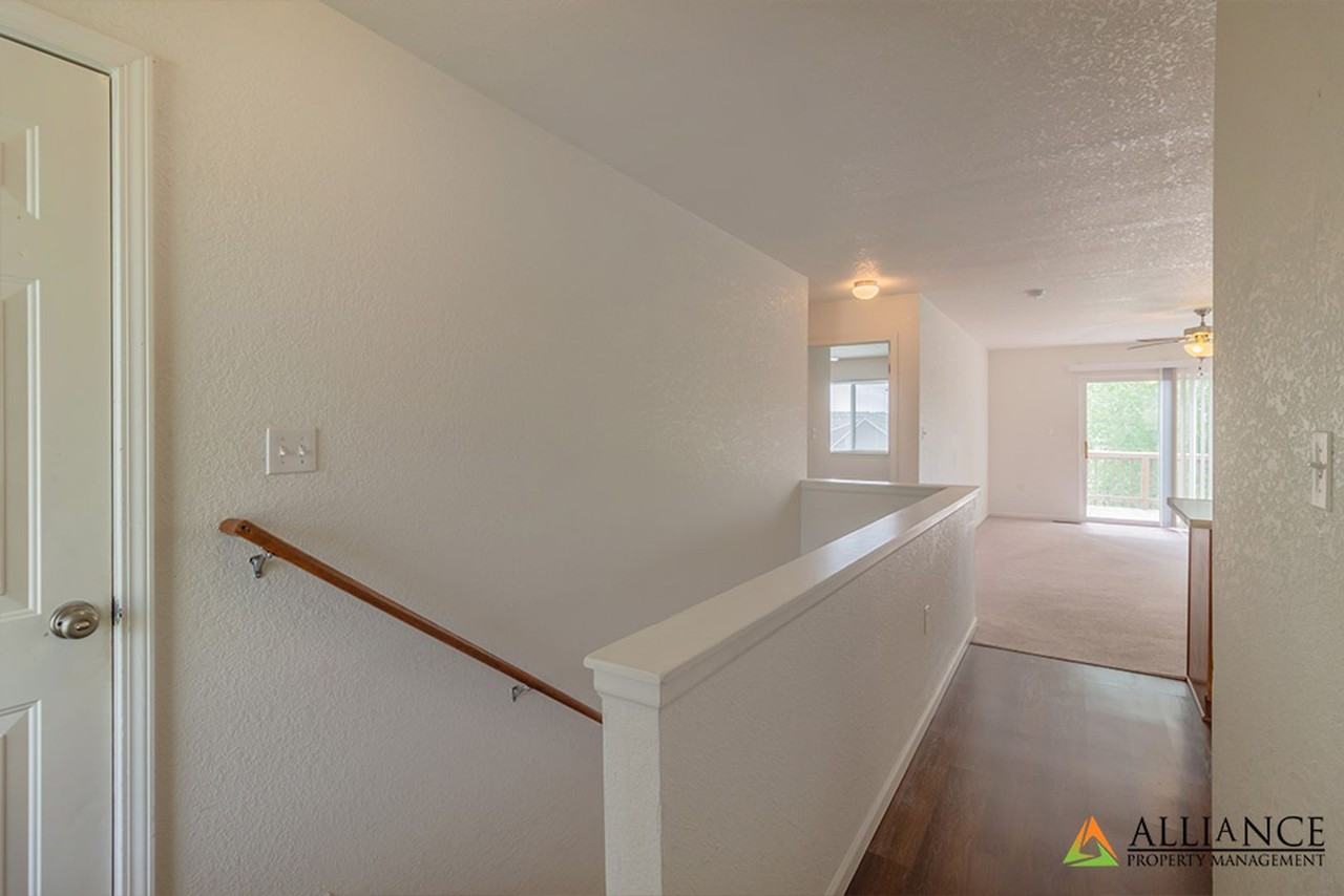 1413 Sundance Dr - Photo 2 of 34