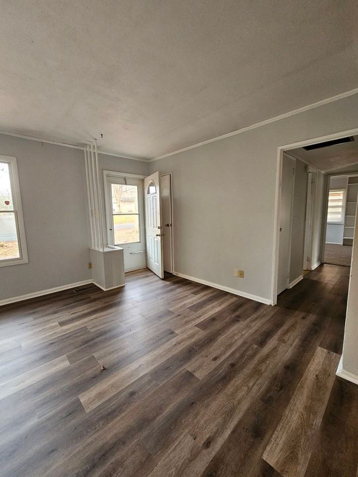 1700 Park Haven Dr - Photo 3 of 15