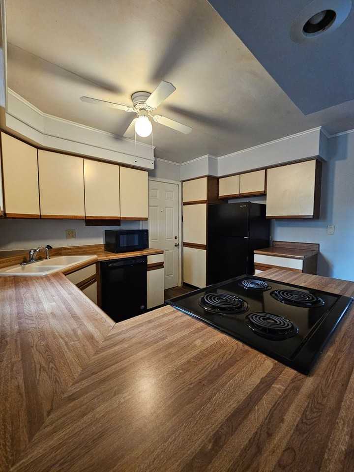 1700 Park Haven Dr - Photo 5 of 15