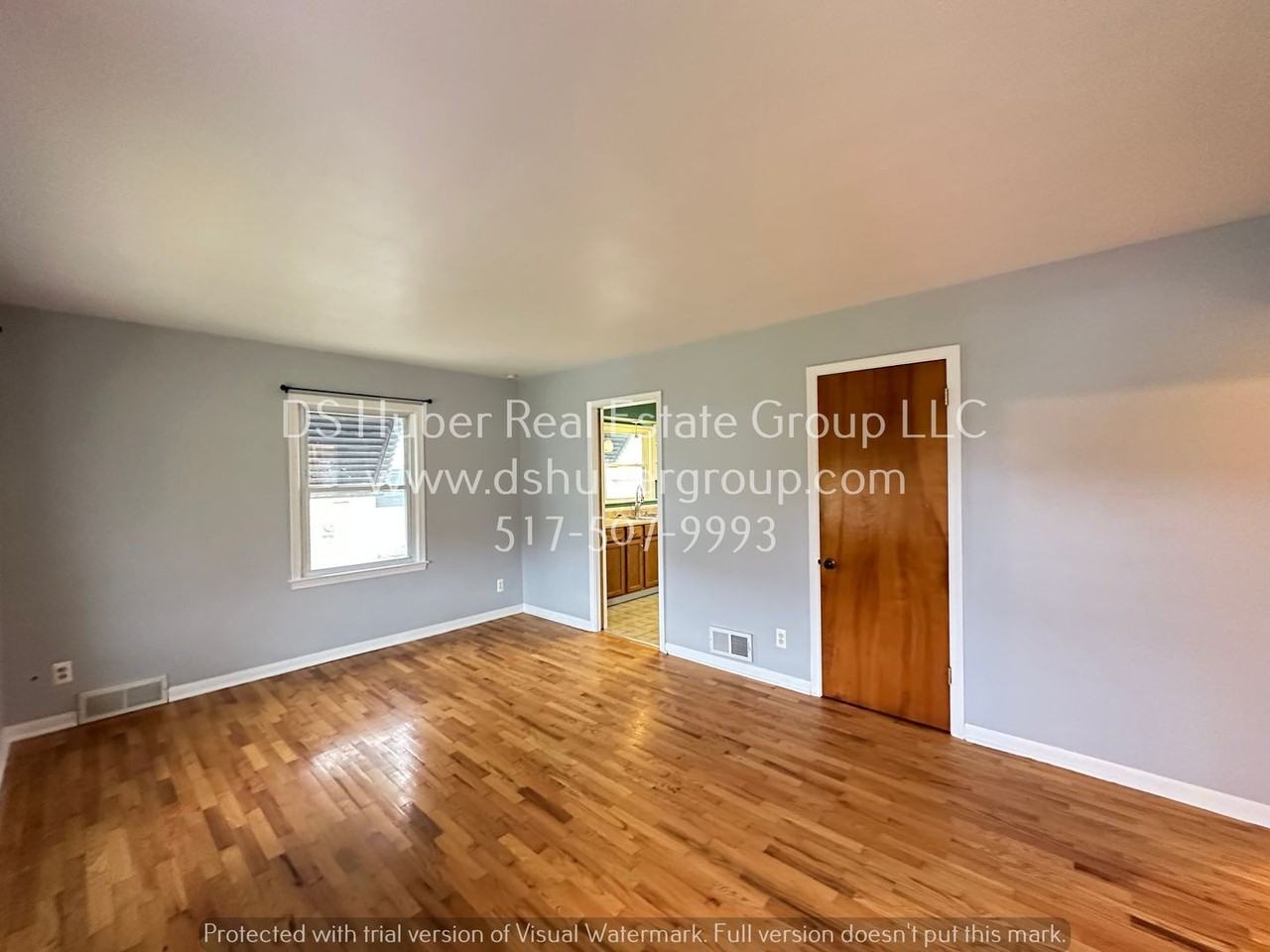 2315 Marguerite Ave - Photo 2 of 13