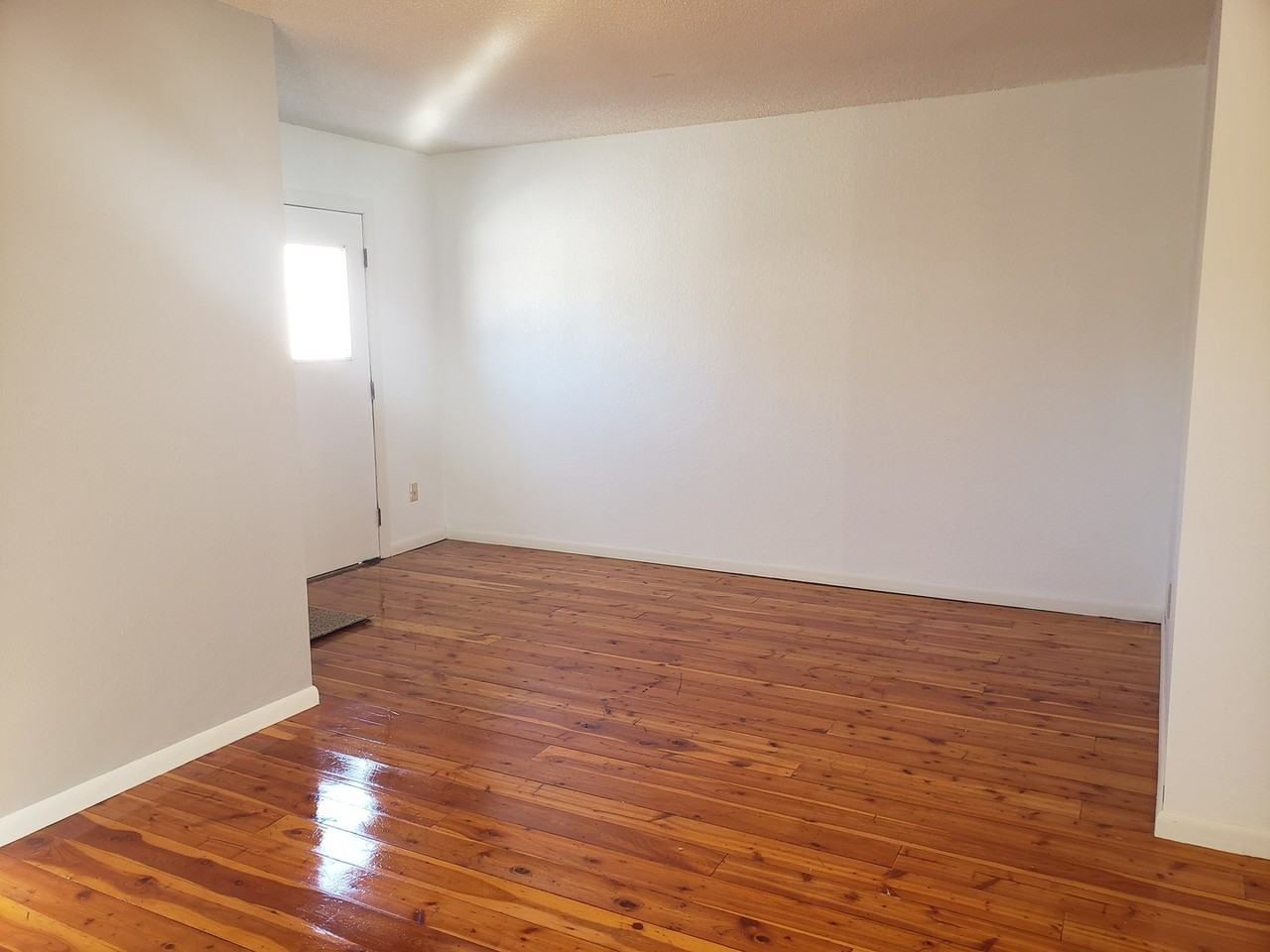 1312 Concord Dr - Photo 5 of 9