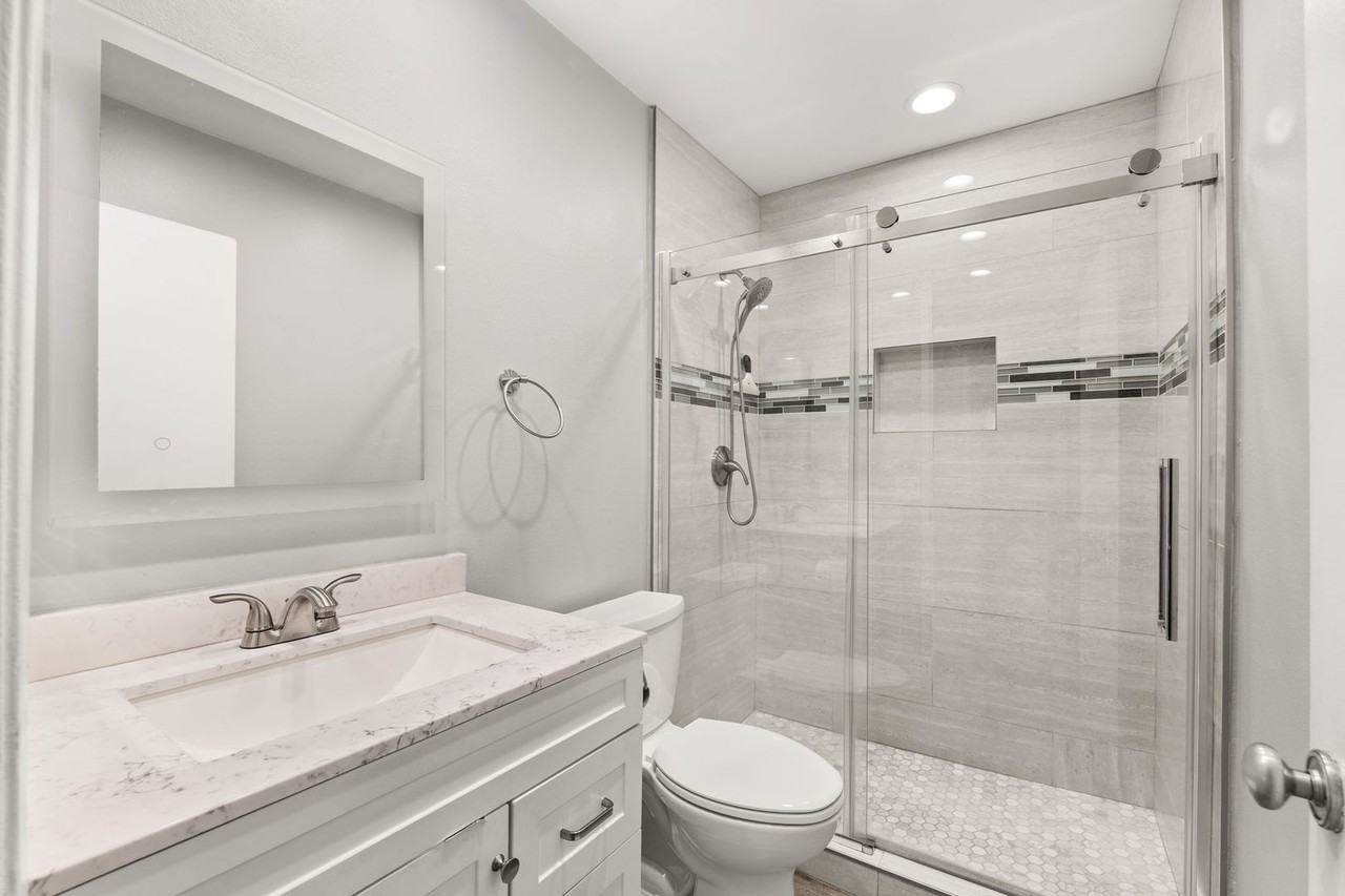 4006 Yellowstone Cir - Photo 7 of 14