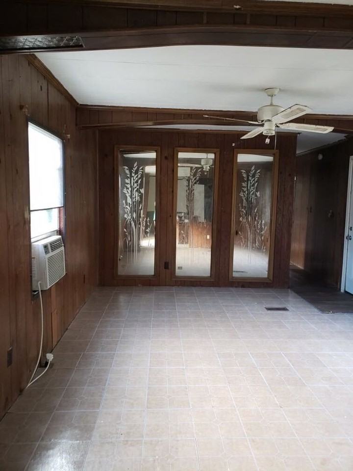 116 Courtillians Rd - Photo 6 of 9