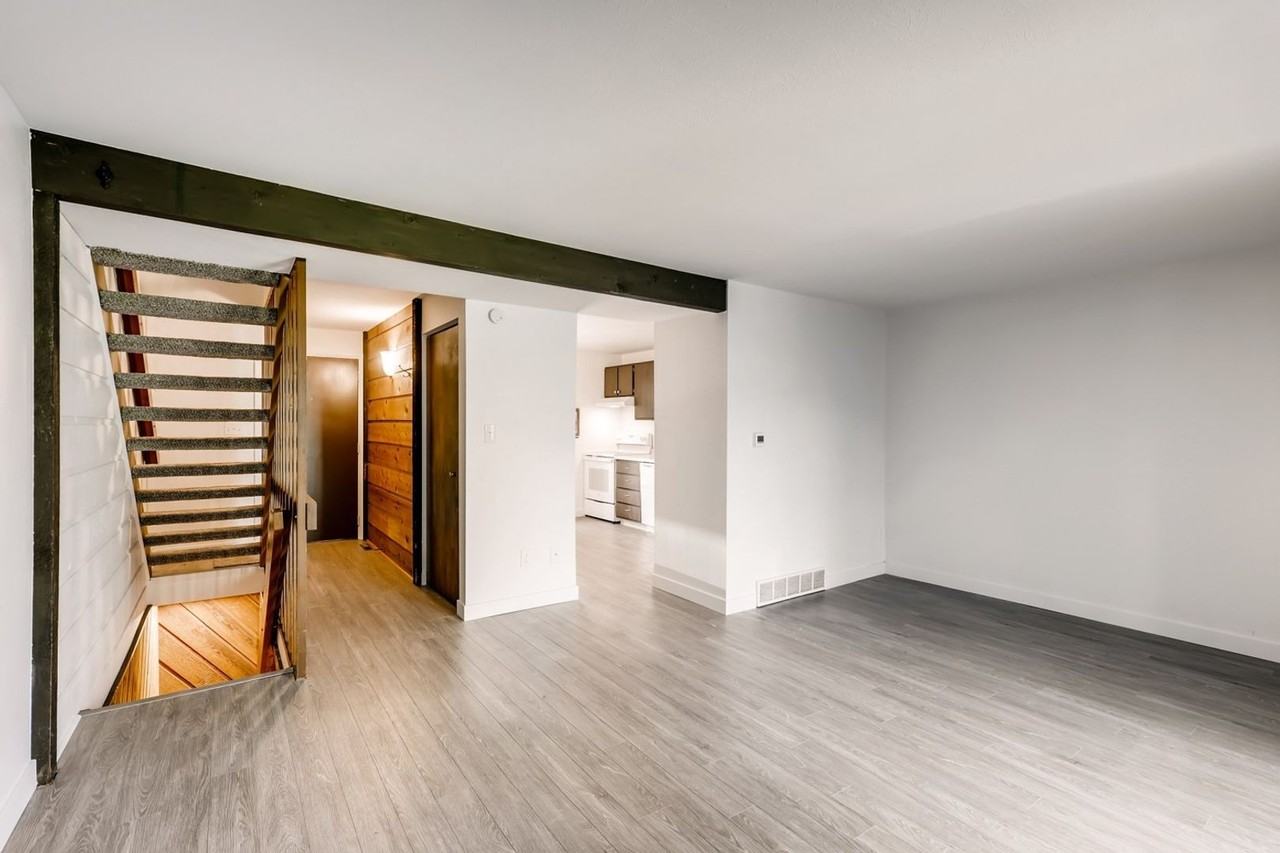 1225 Bear Mountain Dr - Photo 6 of 28